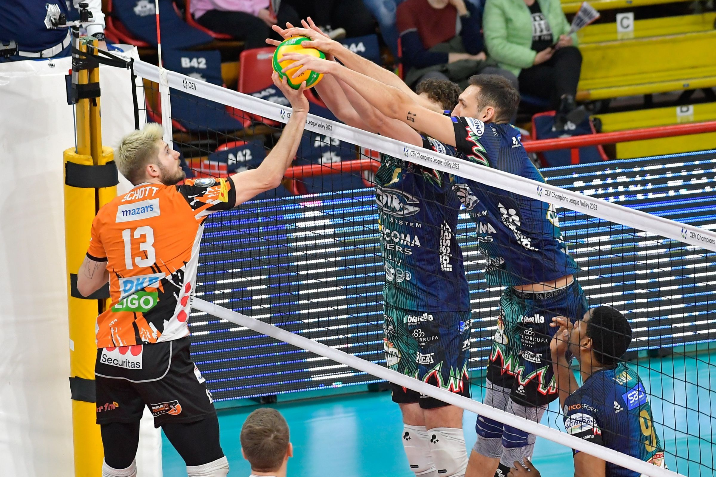 Fotos: Michele Benda, Andreas Gora