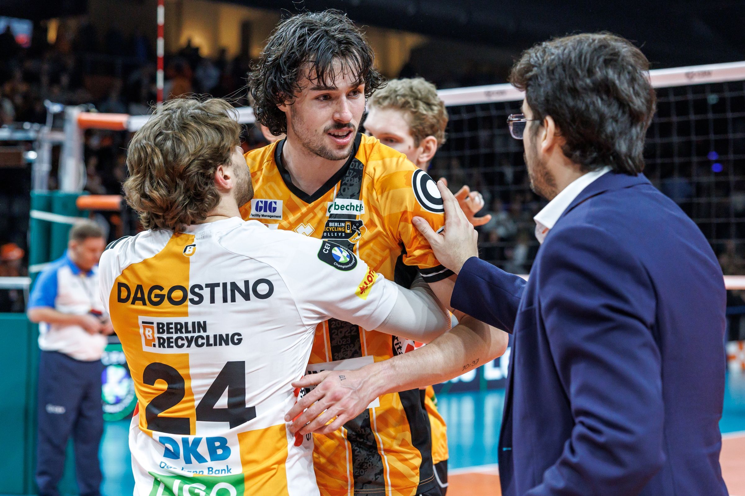 Fotos: Pressefoto Gora